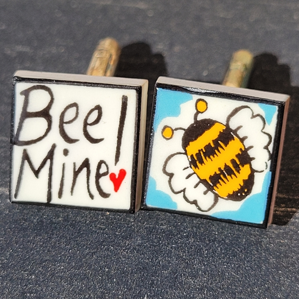 Sonia Spencer ~ Bee Mine Cuff Links ~ Made in England ~ Cute ~ Pop Art ~ Retro!